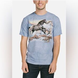 Men’s The Mountain Small Running Free Classic Cotton Graphic Tee